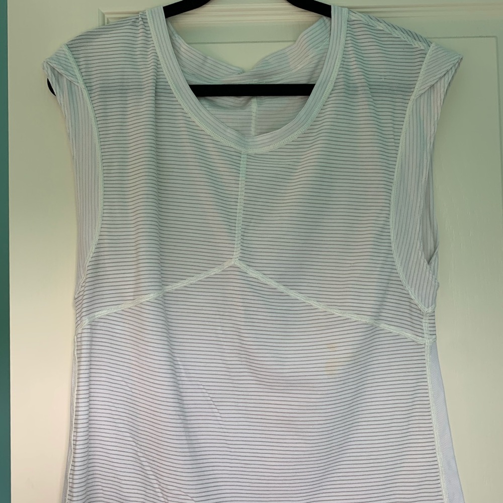 Lululemon Tank Top. Size 6.